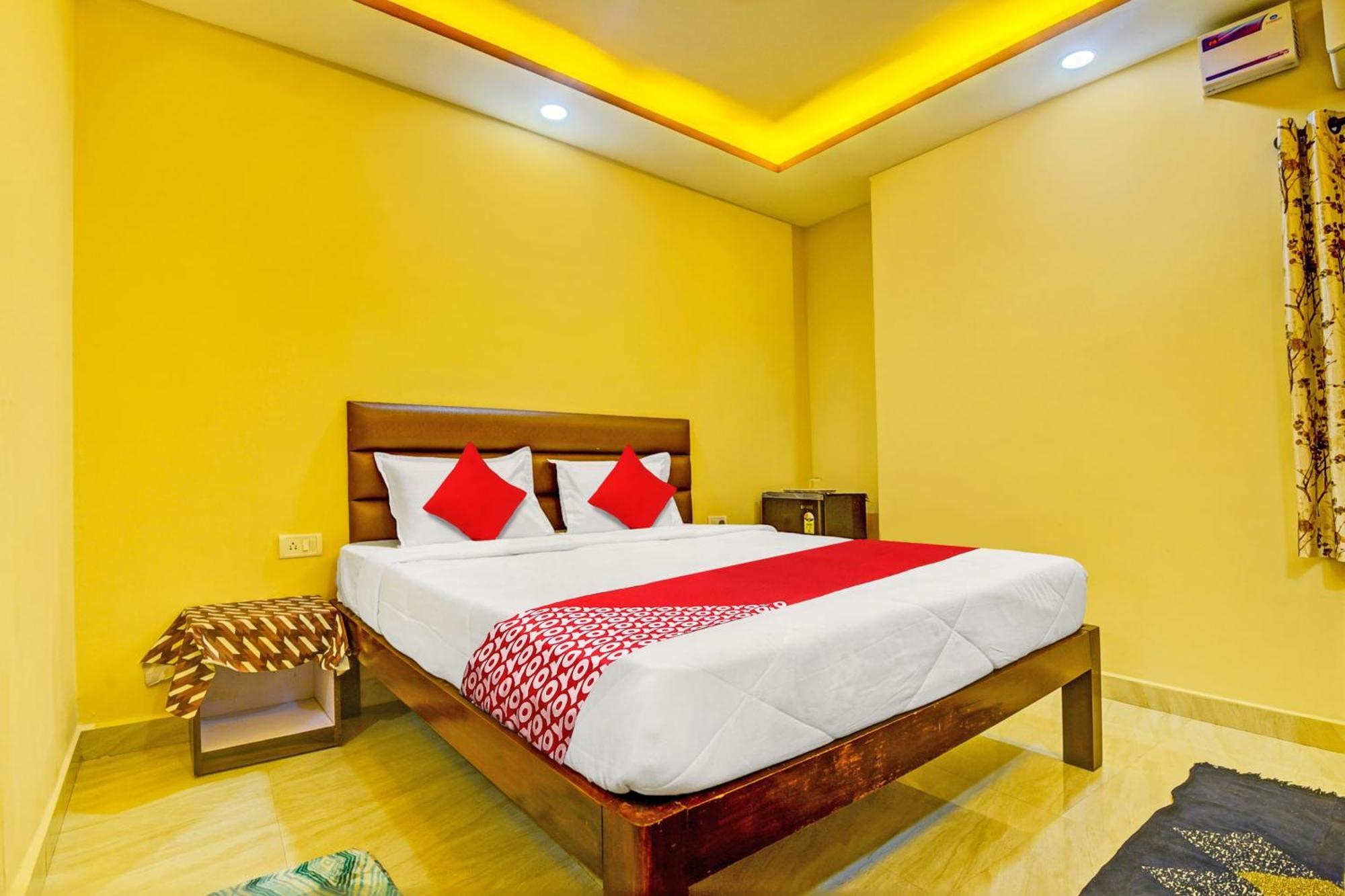 Peppy Guest House كالانغيُت المظهر الخارجي الصورة